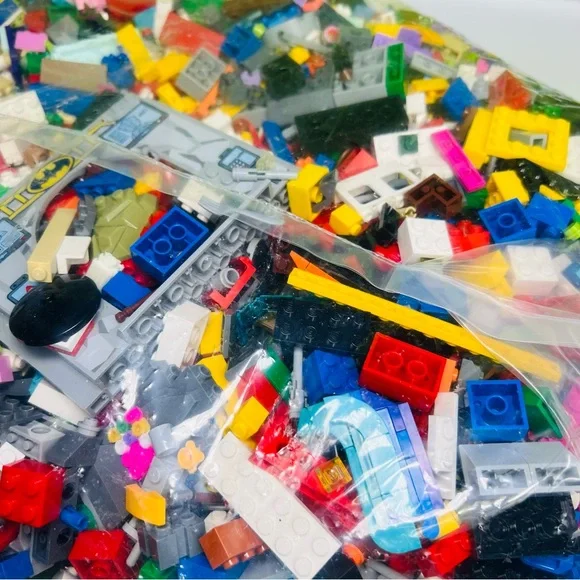 Huge lot bulk of legos Lego parts approx 10LB - Picture 4 of 4